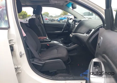 2015 Dodge Journey Sxt z USA, uszkodzony, nr VIN 3C4PDDBG1FT646373